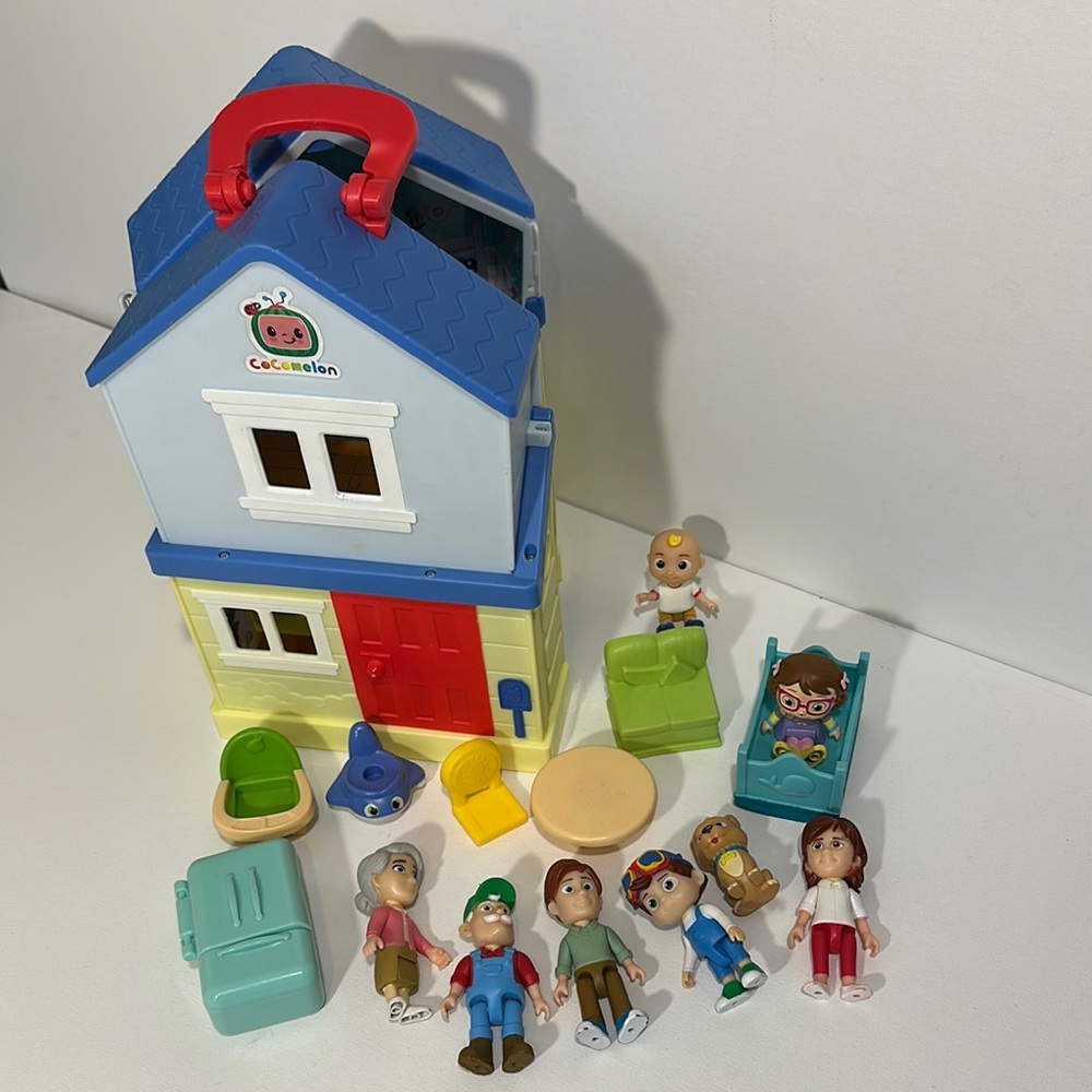 COCOMELON DELUXE 15 PIECE COMPLETE SET